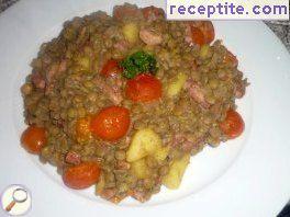 Lentils with smoked bacon, apple and cherry tomatoes