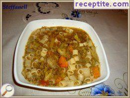 Broccoli soup and macaroni