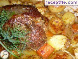 Steak stew with processed cheese, carrots and onions