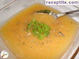 Potato soup with white wine and oregano