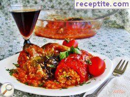 Stuffed peppers with bulgur and minced meat