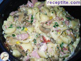 Pasta with sour cream and corn Pasta with sour cream and corn
