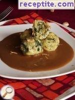 Dumplings with arugula and pistachios