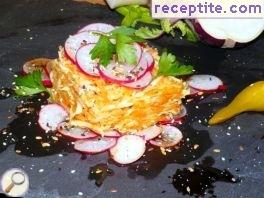 Salad with radish and kohlrabi