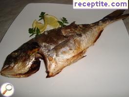 Sea bream with garlic-lemon butter