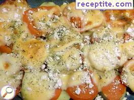 Baked potatoes with tomatoes