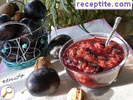 Jam prunes with nuts