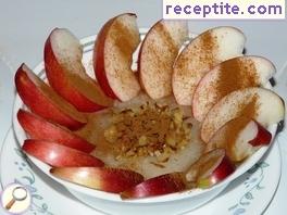 Apples with semolina