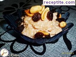 Indian rice pudding (Paal Payasam)