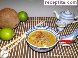 Coconut curry soup with balls Coconut curry soup with balls