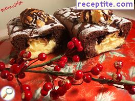 Sponge cake with eclairs