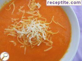 Carrot soup with orange