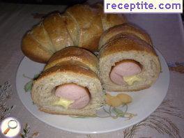 Skinless sausageki cheese