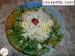 Green salad with blue cheese