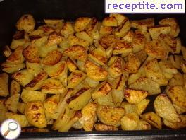Potatoes roasted with balsamic vinegar