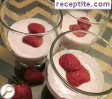 Cream with strawberries and cottage cheese - II type