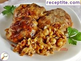 Dolmas sauerkraut with leeks, chickpeas and rice