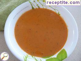 Tomato soup with cream