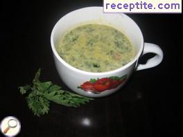 Nettle soup with tomato and potato