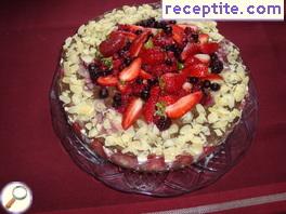 Fruit layered cake with mascarpone
