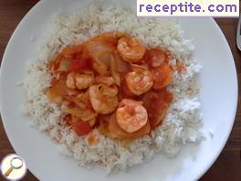 Shrimps in tomato sauce