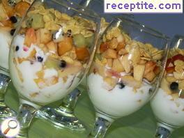 Yogurt with fruit and cornflakes