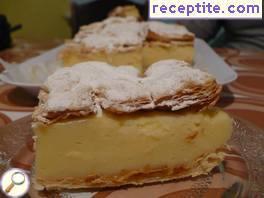 Cream cake of puff pastry