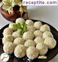 Coconut balls with cottage cheese