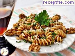 Whole wheat fusilli with walnuts