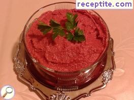 Pate beetroot with cottage cheese and chickpeas