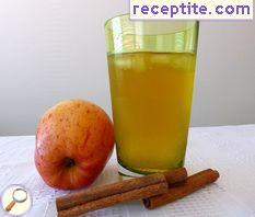 Apple juice with spices