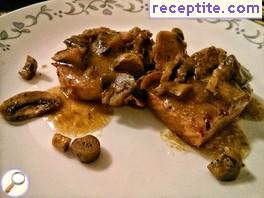 Kathy appetizer (Steak with mushrooms)
