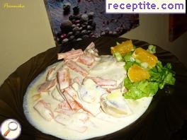 Chicken with vegetables and cream Chicken with vegetables and cream