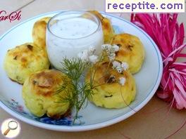 Potato balls with garlic sauce