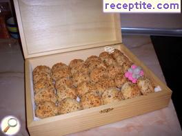 Walnut oil balls