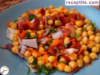 Chickpeas with vegetables