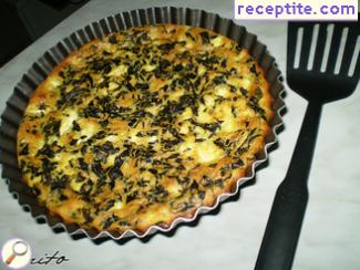 Quiche with spinach and cheese