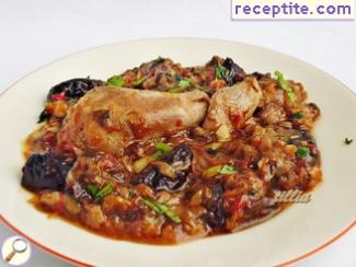 Stew of chicken with prunes