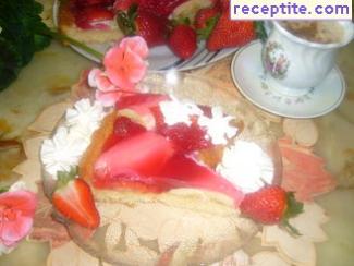 Strawberry jelly layered cake