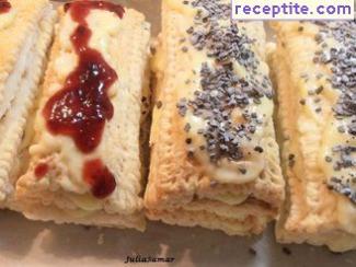 Mille-feuille with puff pastry