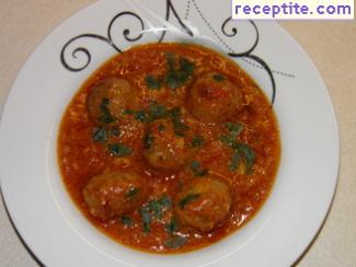 Arabic meatballs in a soupy sauce