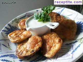 Fried eggplant with white sauce
