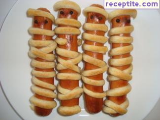 Skinless sausage mummy - Halloween