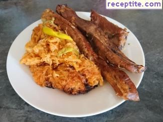 Pork ribs with sauerkraut