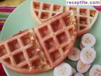 Dutch waffle with cream