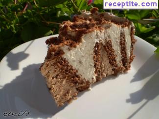 Lunar layered cake Lunar layered cake