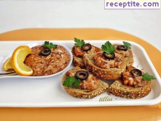 Appetizer with canned sprat
