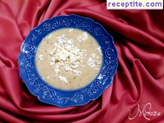 Soup of oatmeal and cheese
