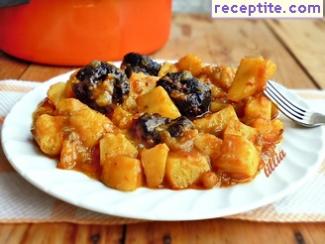 Potatoes with prunes
