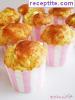 Muffins with cheese